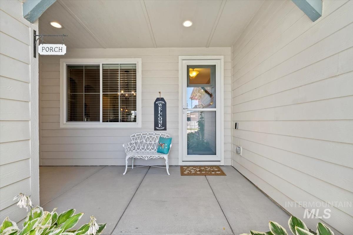 9324 S Kotlas Way Property Photo 3