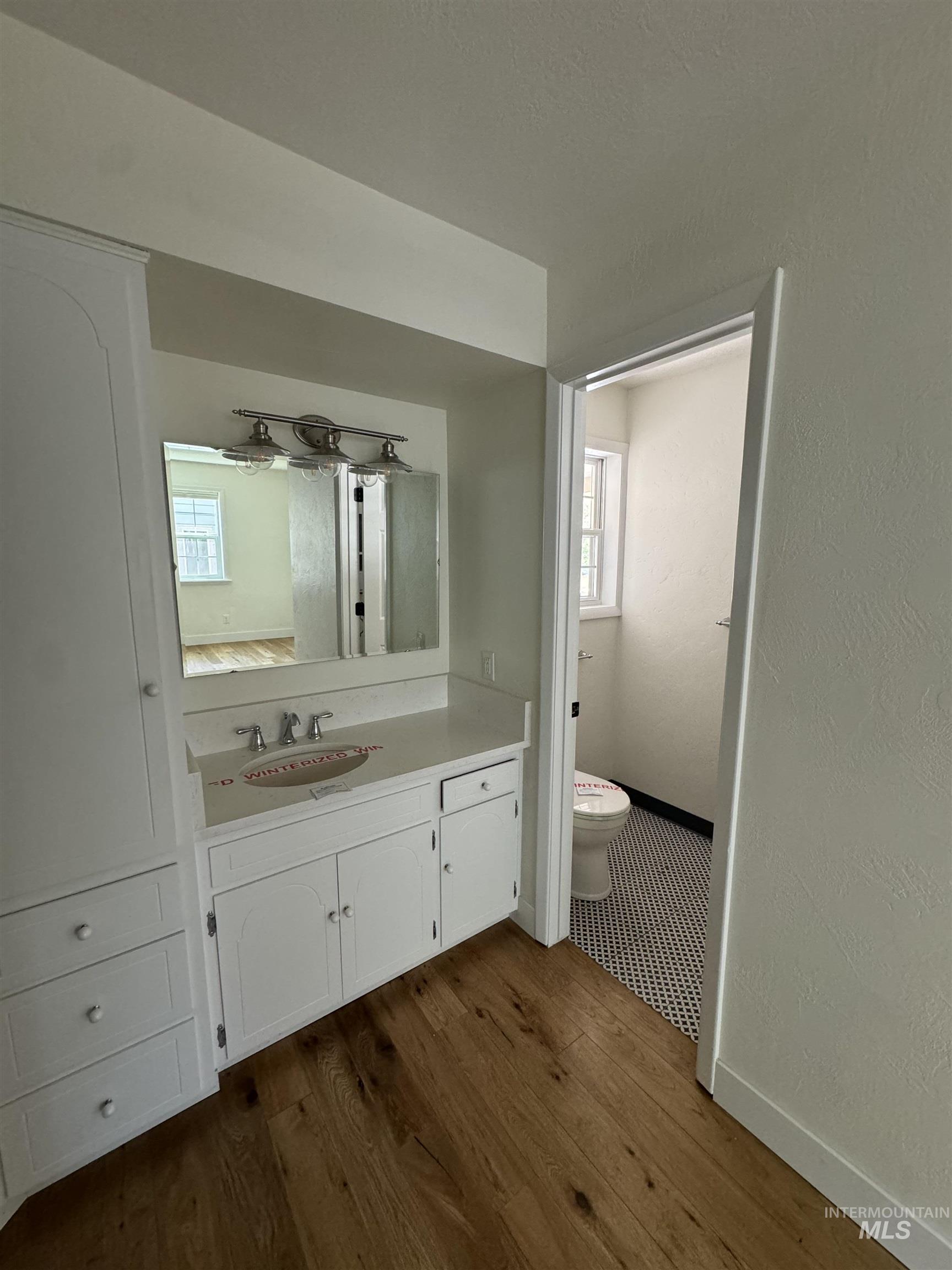 433 N Rene Pl. Property Photo 13