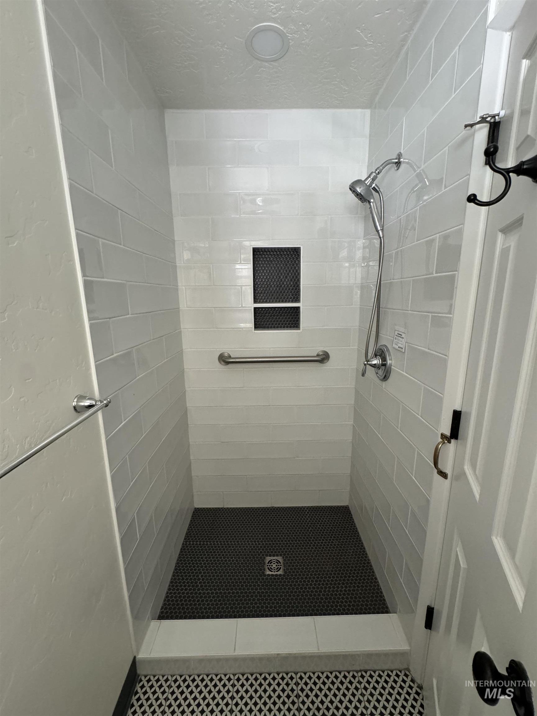 433 N Rene Pl. Property Photo 15