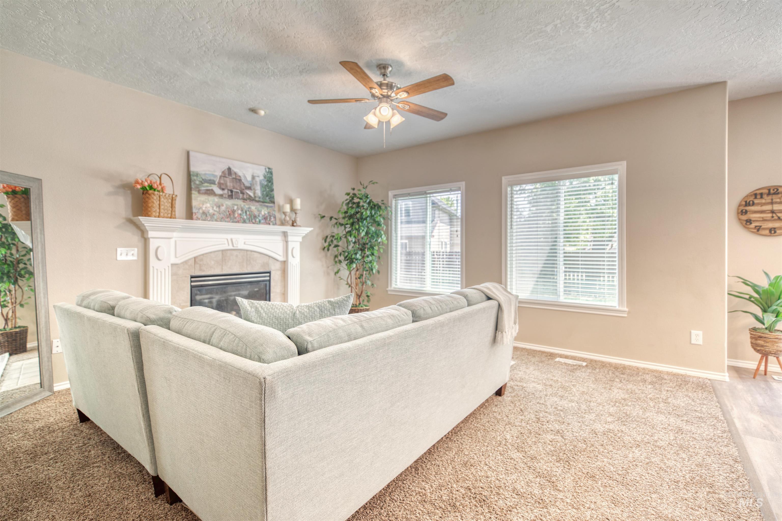 3778 N Elsinore Way Property Photo 11