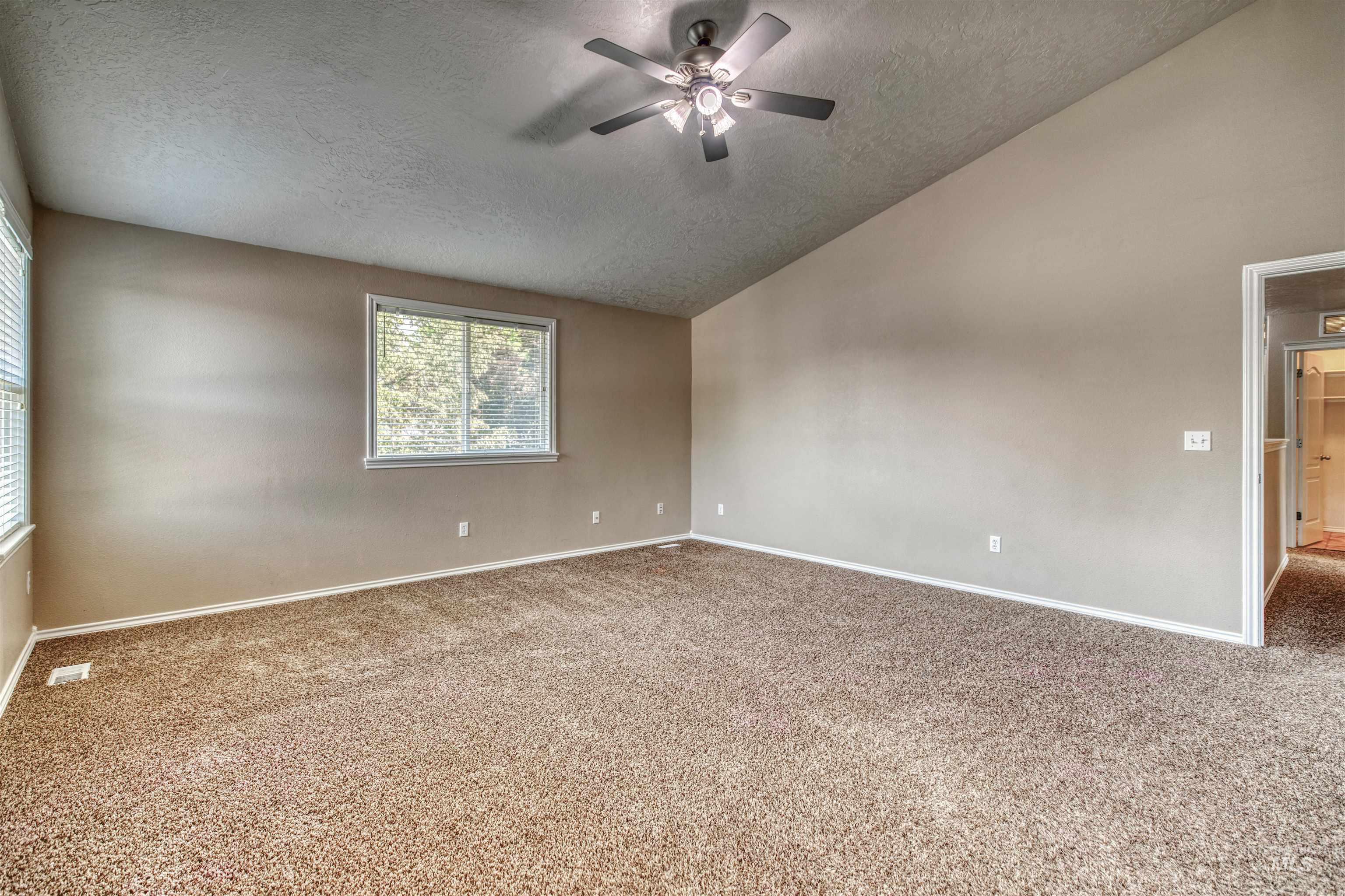 3778 N Elsinore Way Property Photo 23