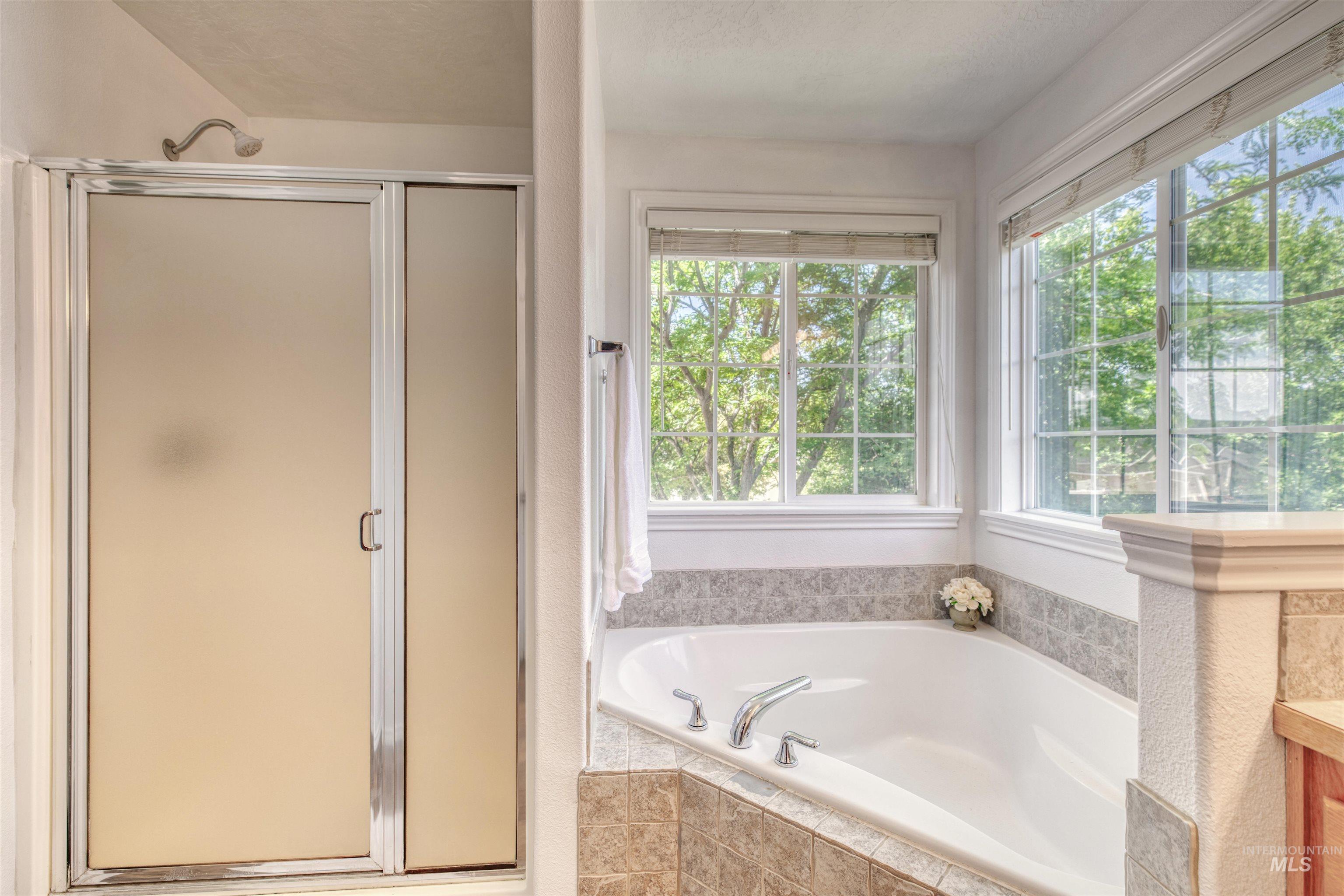 3778 N Elsinore Way Property Photo 28