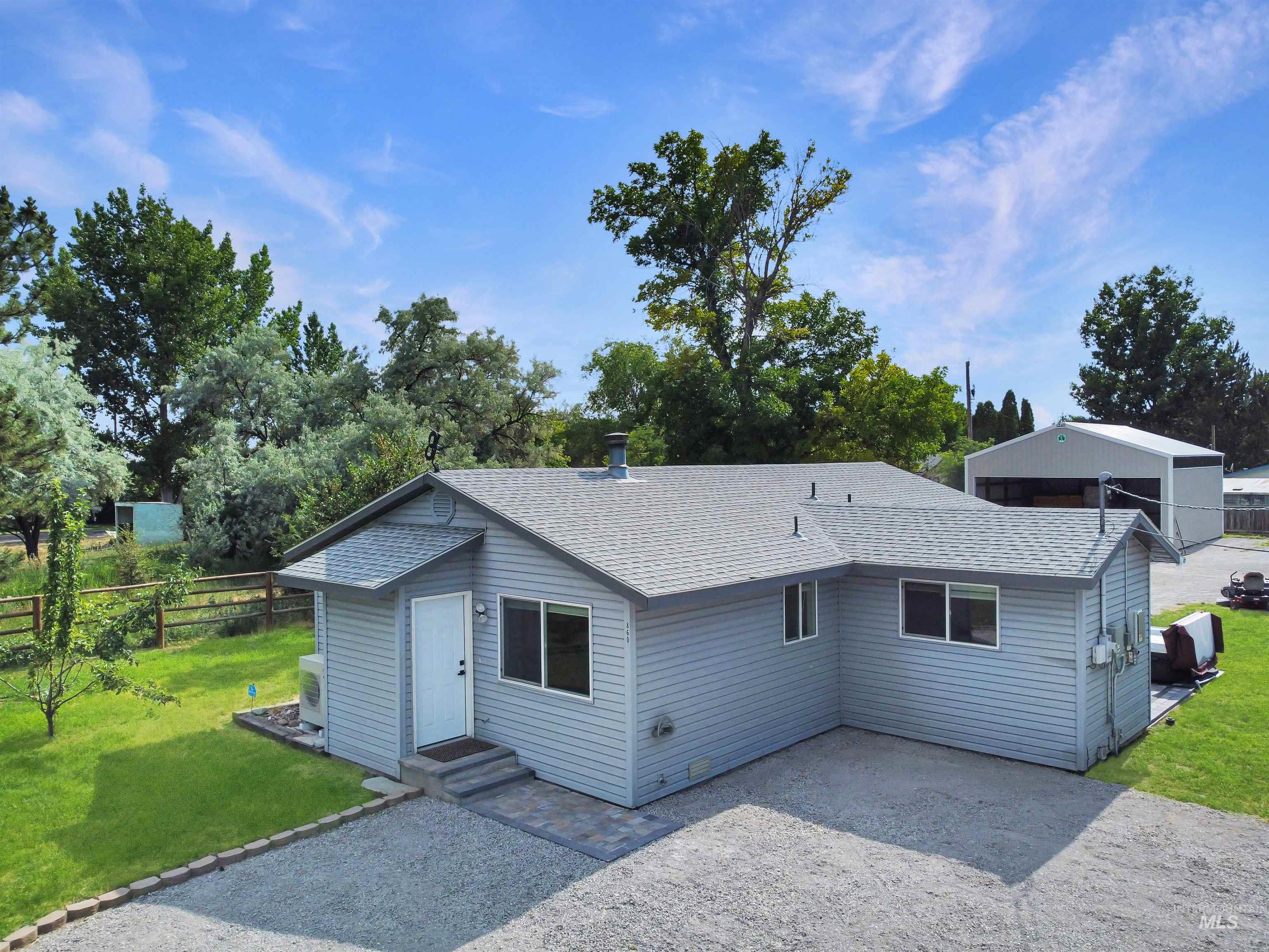 860 Grandview Dr. Property Photo 44