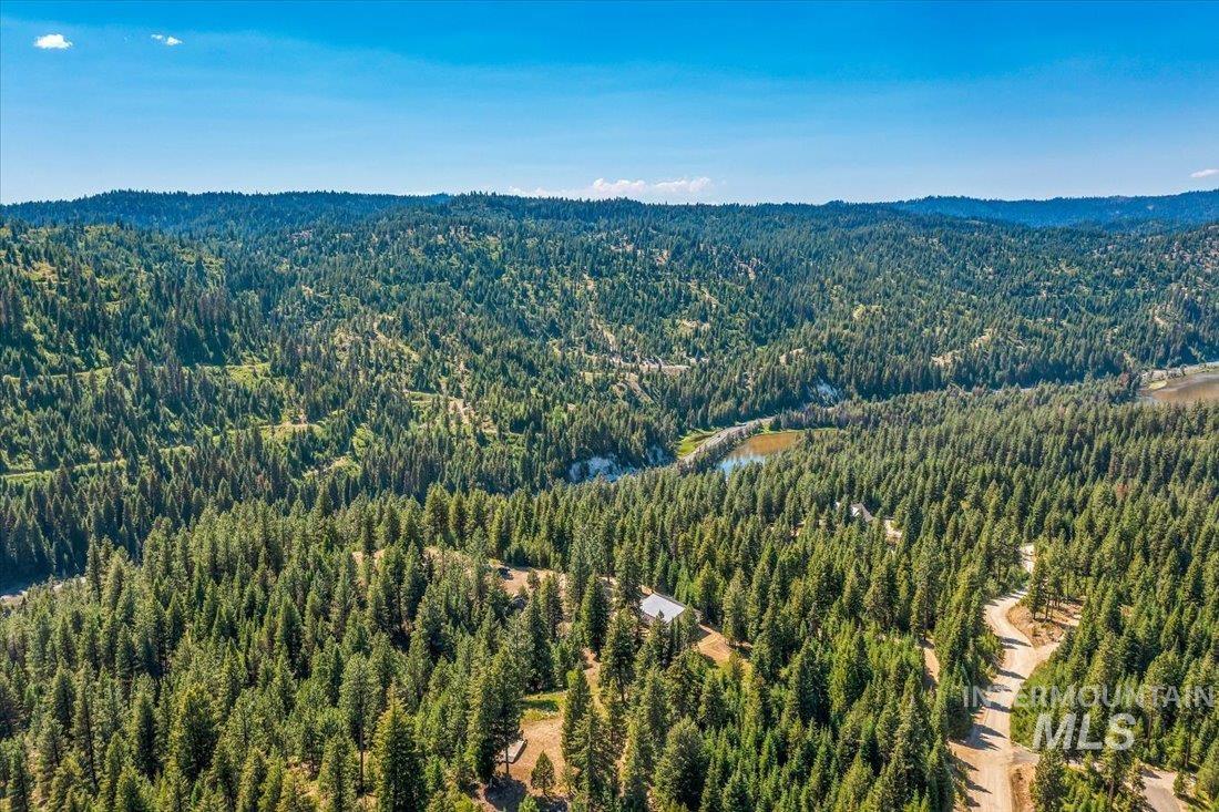 219 Tripod View Drive Property Photo 30