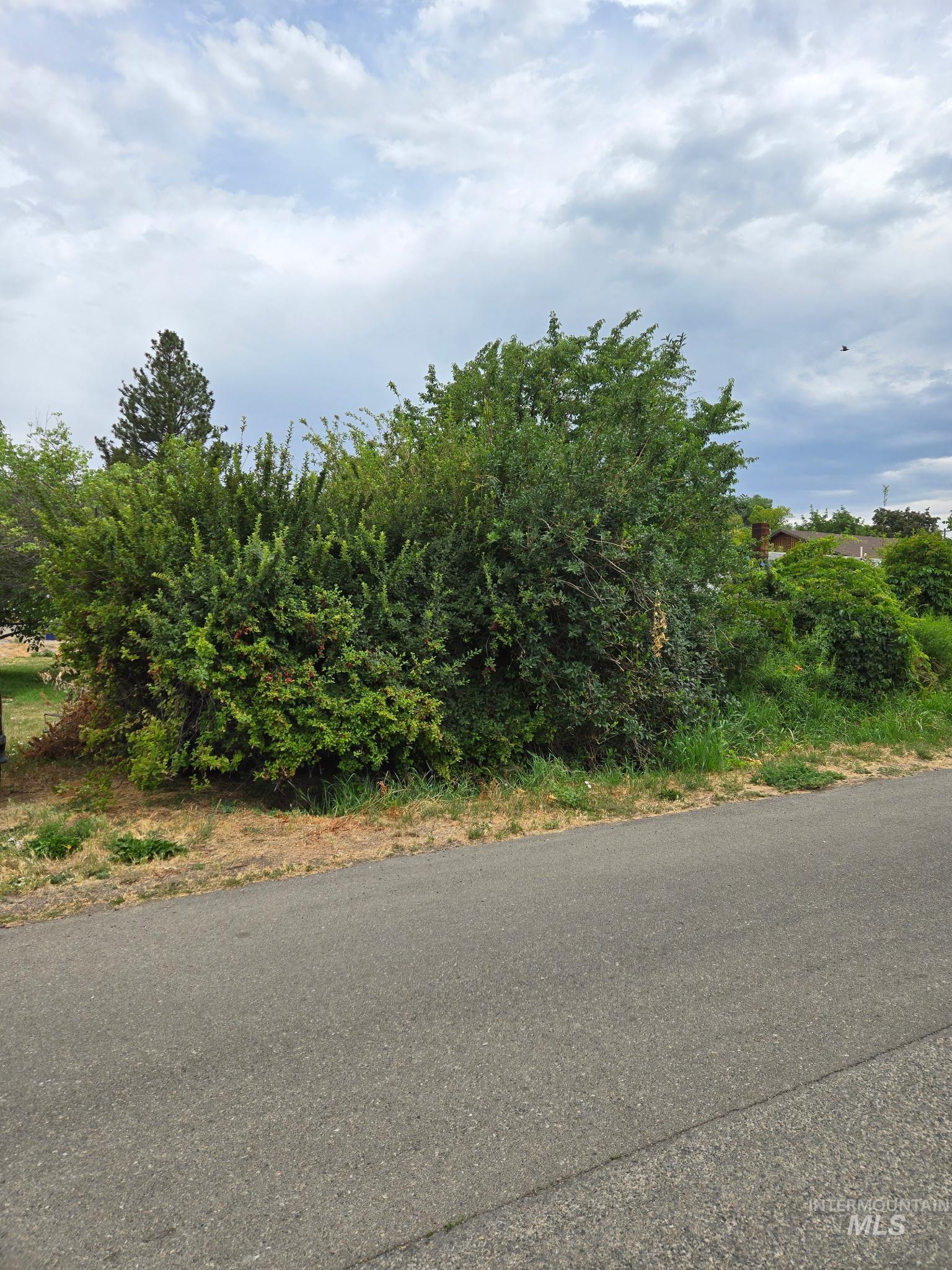 214 E Avenue E Property Photo 3