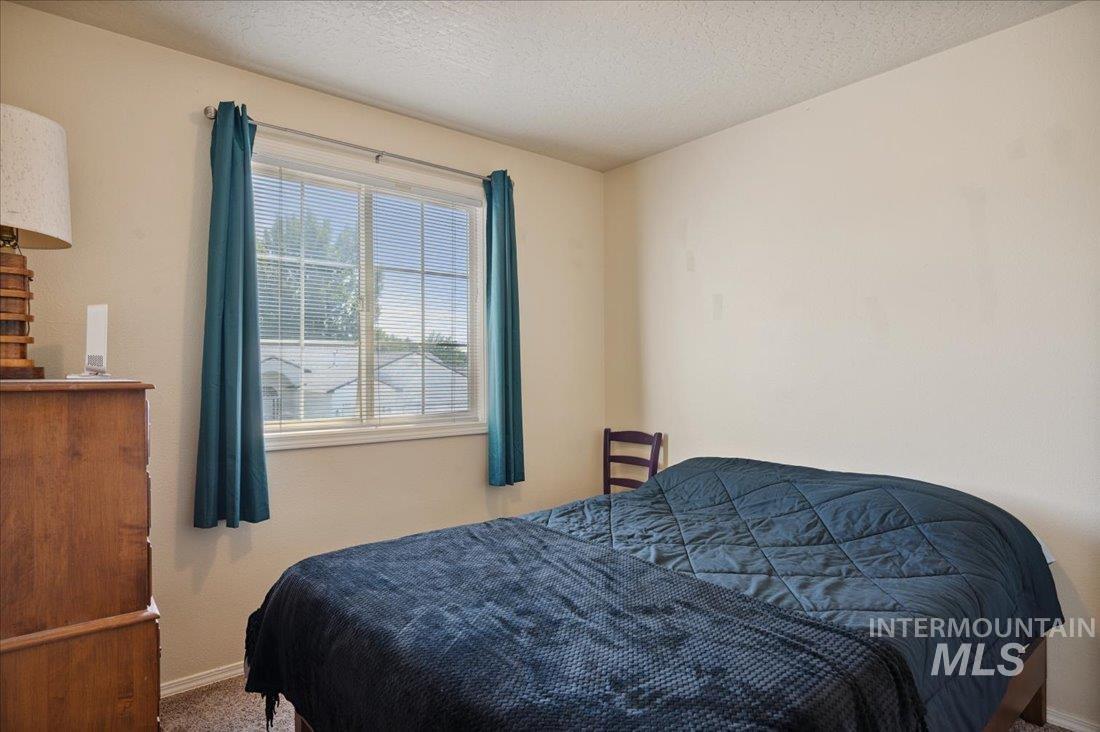 2210 E Meadow Wood Dr Property Photo 23