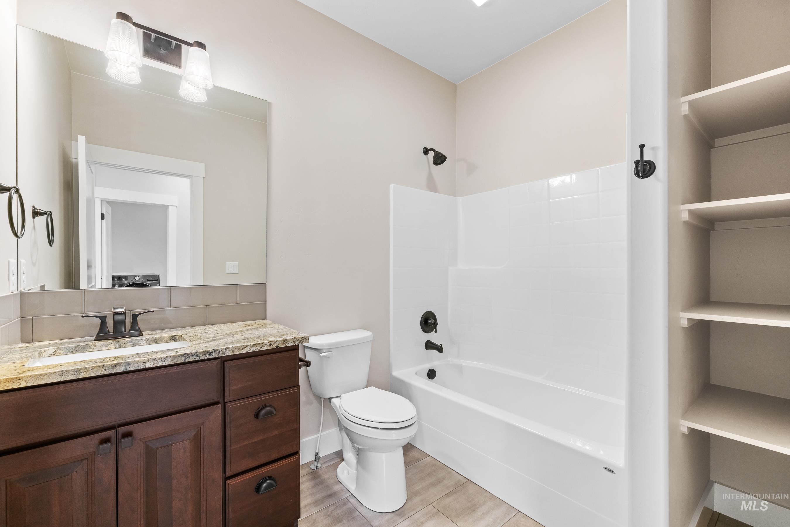 601 Bluewater Circle Property Photo 40