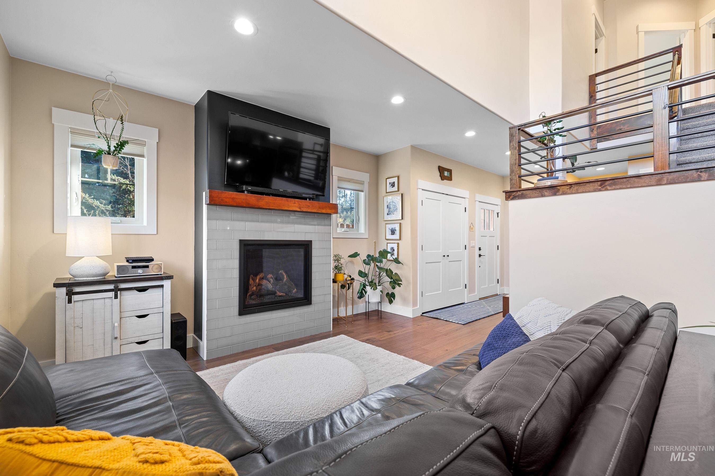601 Bluewater Circle Property Photo 48