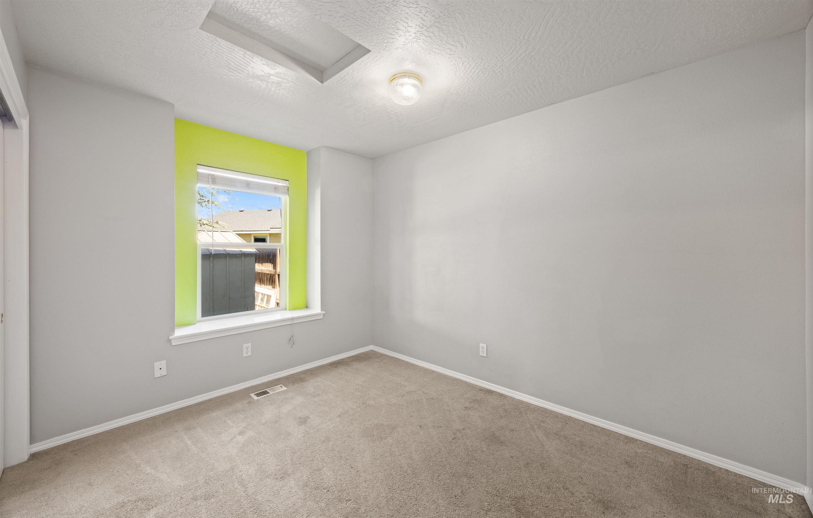 1821 S Florence St Property Photo 17