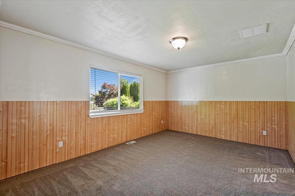 842 E Pluton Property Photo 11