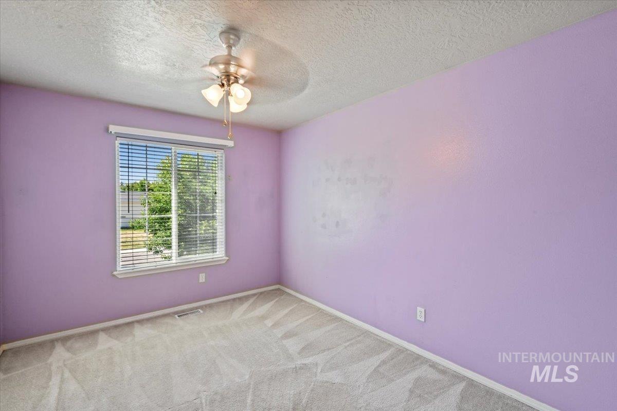 842 E Pluton Property Photo 14