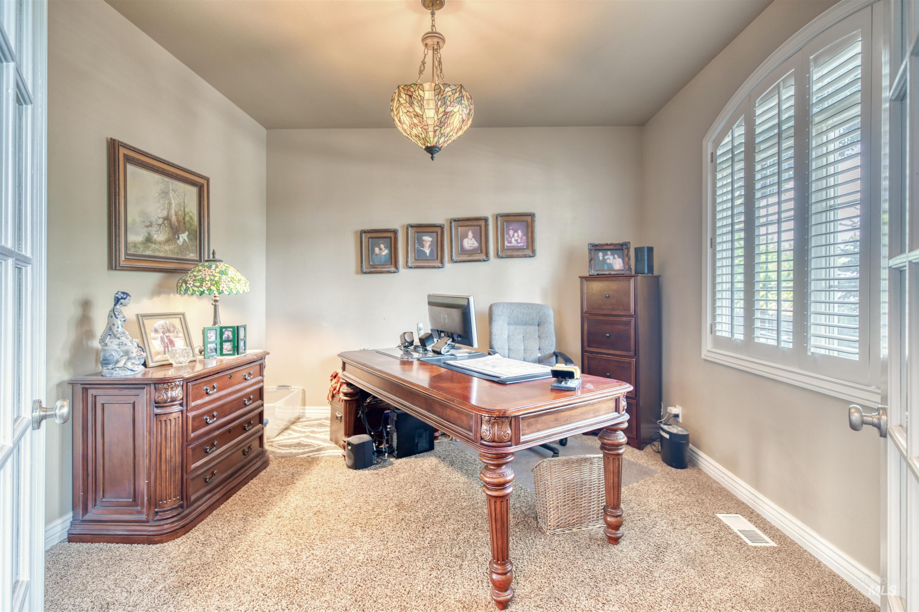 4818 Hickory Twig Way Property Photo 8