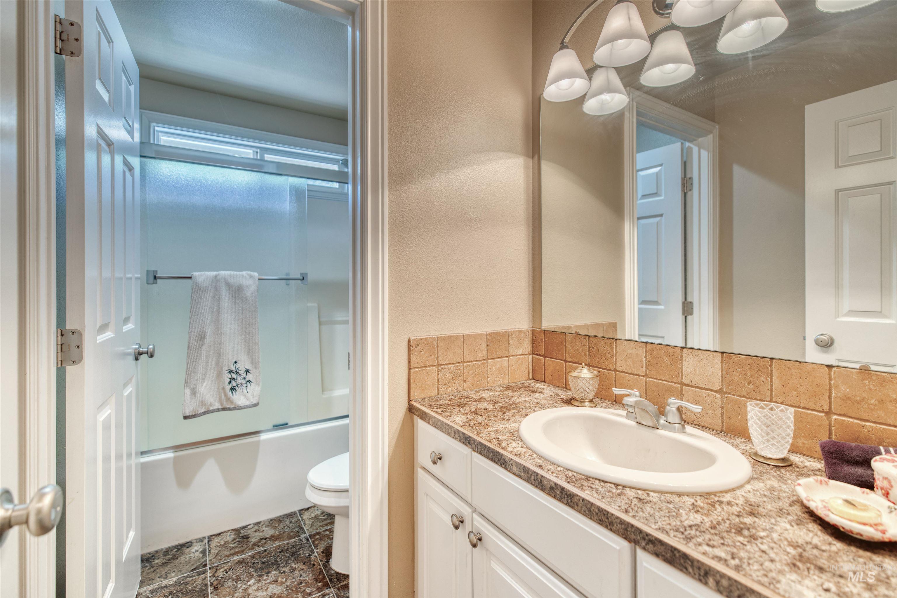 4818 Hickory Twig Way Property Photo 34