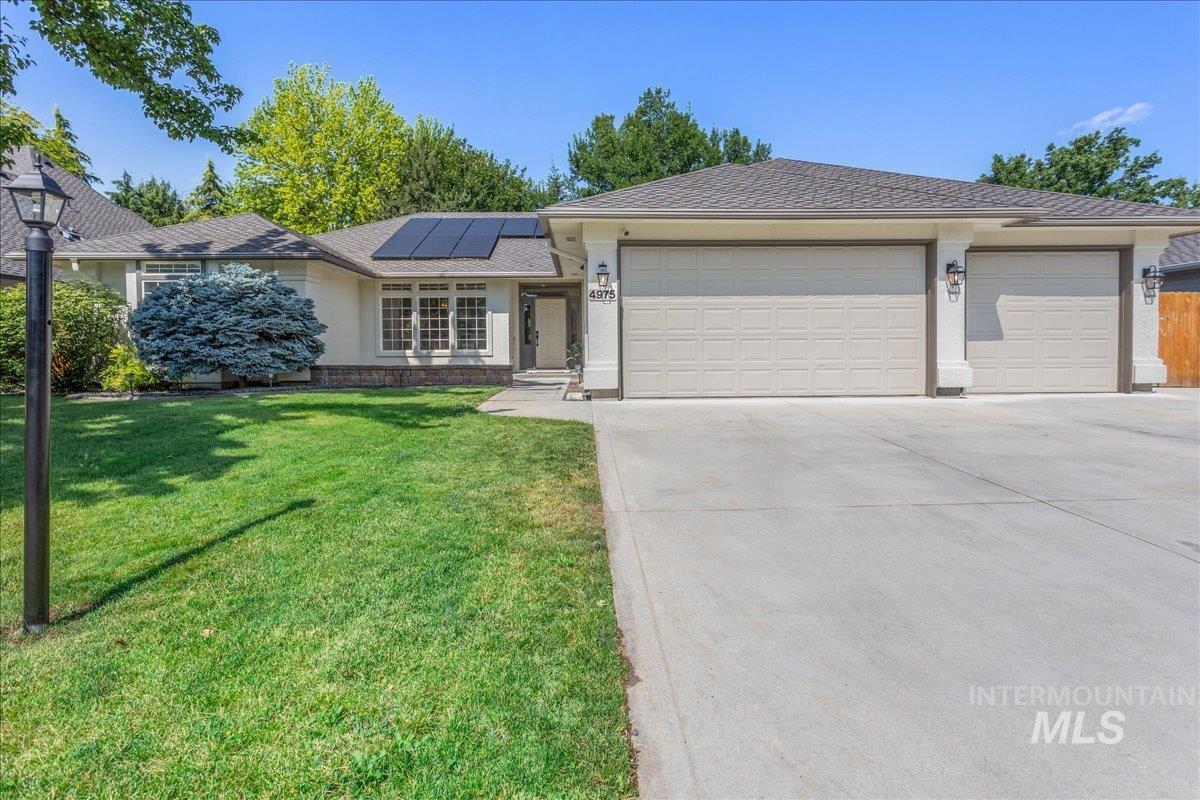 4975 N Morninggale Way Property Photo 1