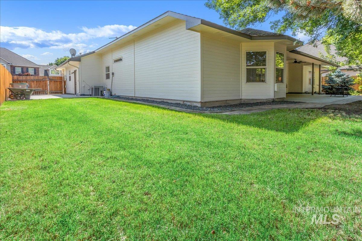 4975 N Morninggale Way Property Photo 37