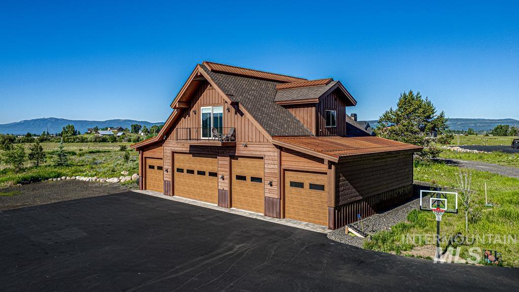 7 Boulder View Place Property Photo 3