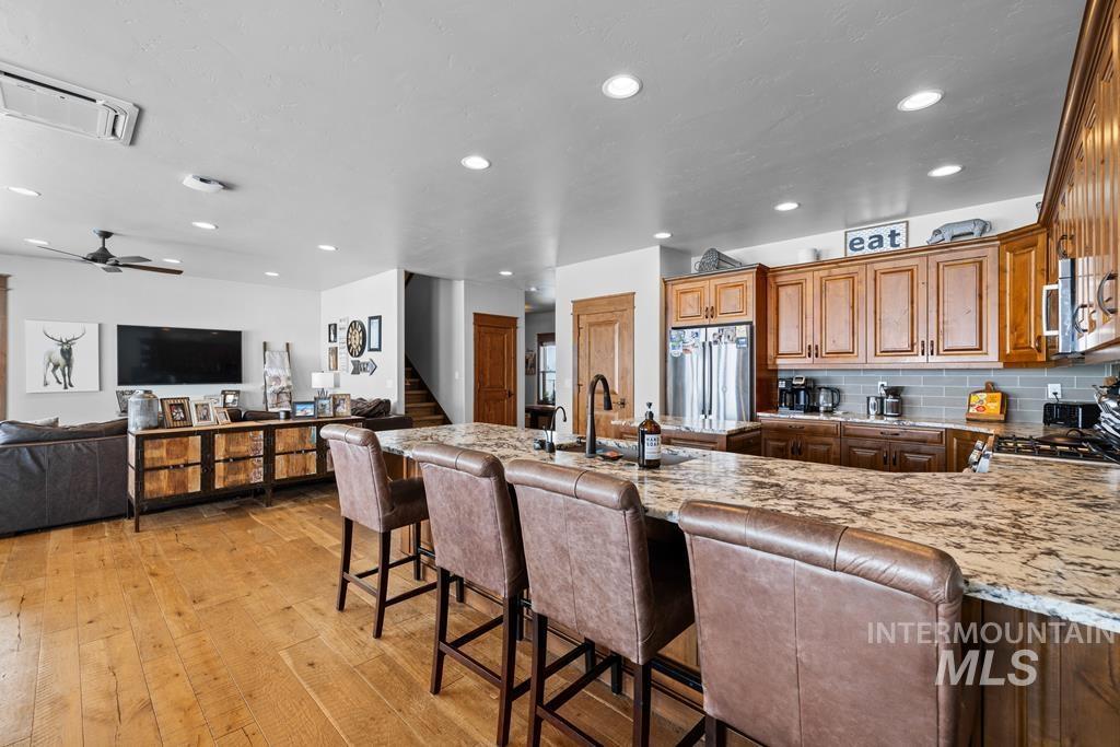 7 Boulder View Place Property Photo 10