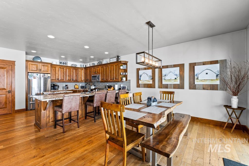 7 Boulder View Place Property Photo 13