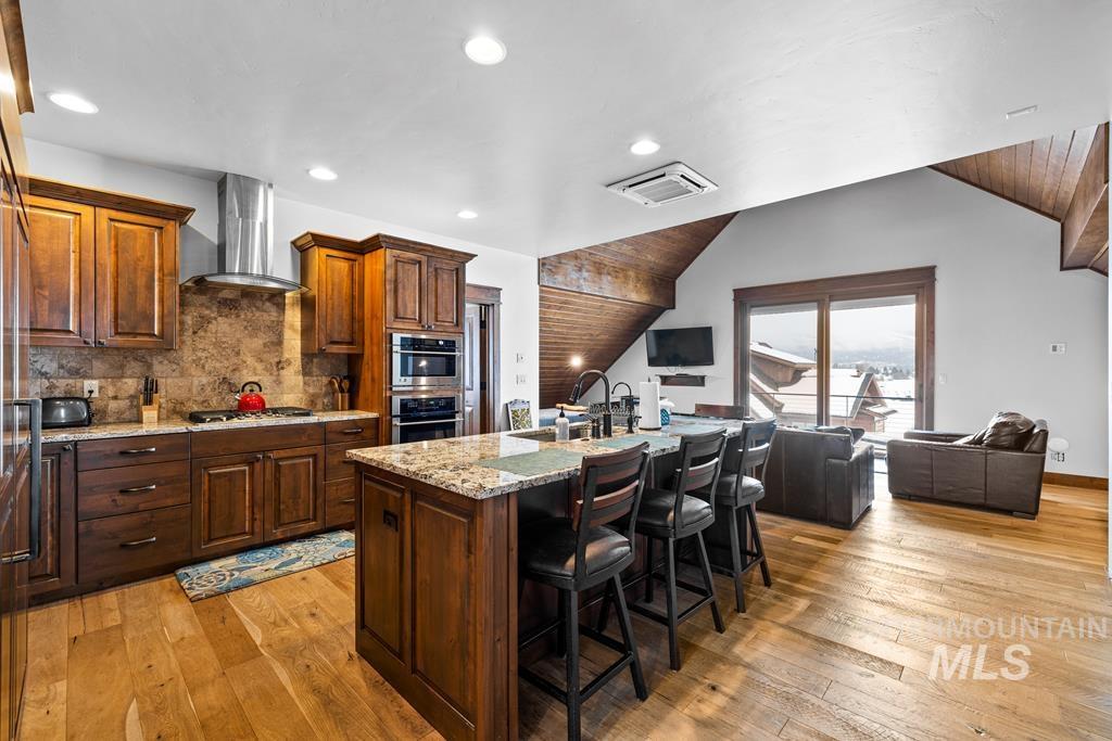 7 Boulder View Place Property Photo 44