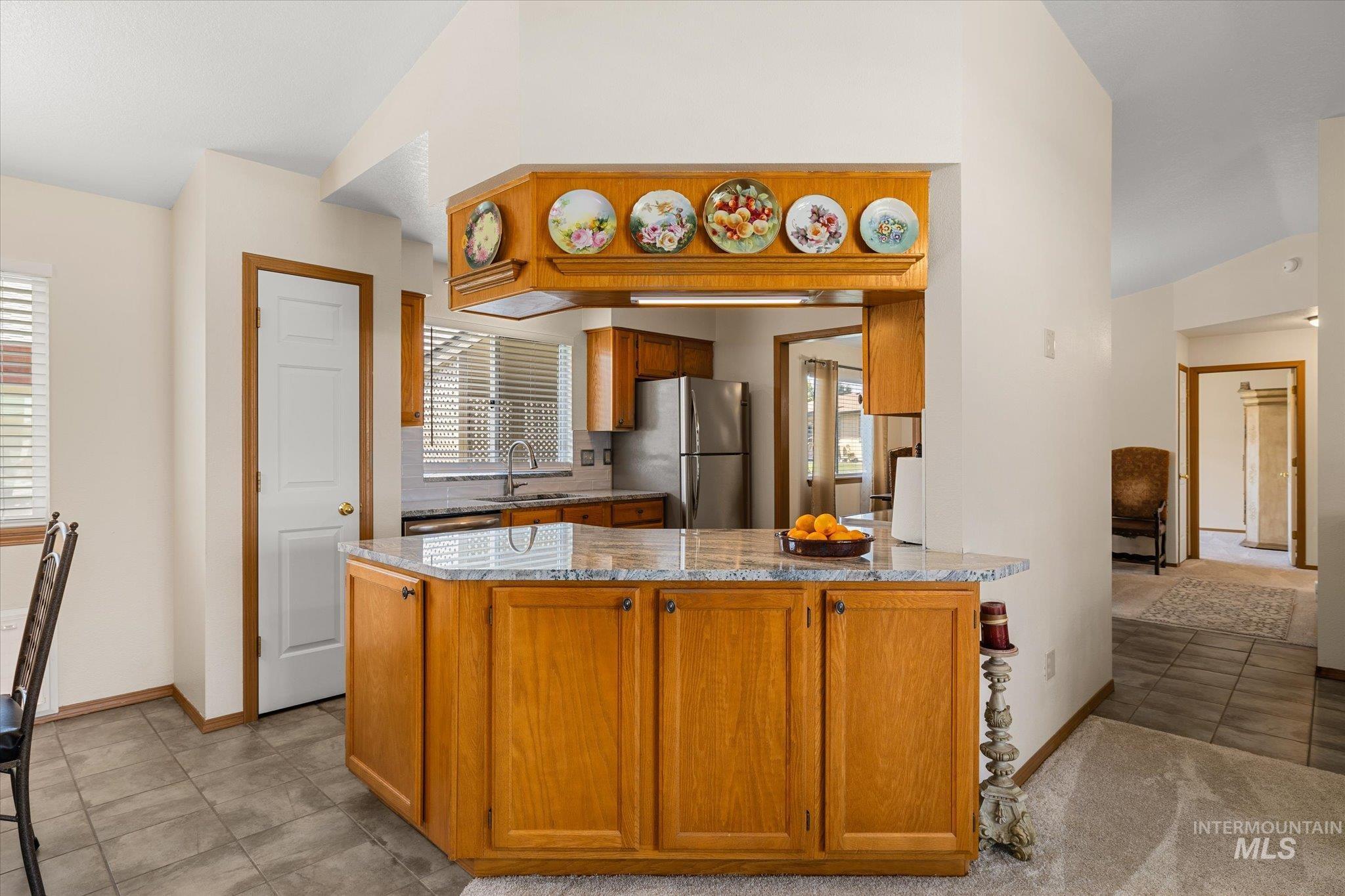 1100 Burnet Dr #602 Property Photo 14