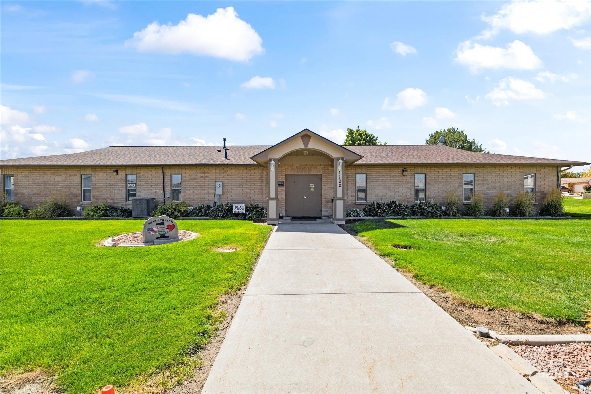 1100 Burnet Dr #602 Property Photo 41