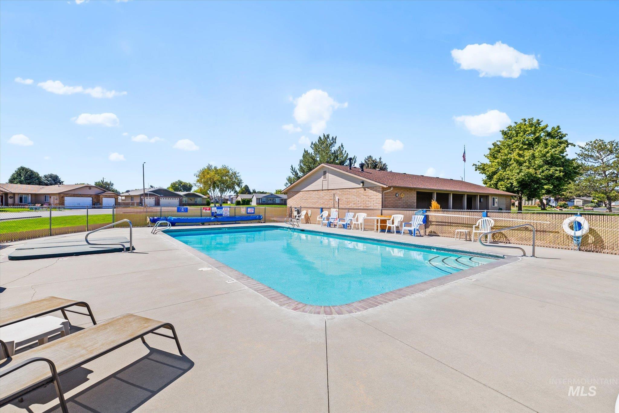 1100 Burnet Dr #602 Property Photo 44
