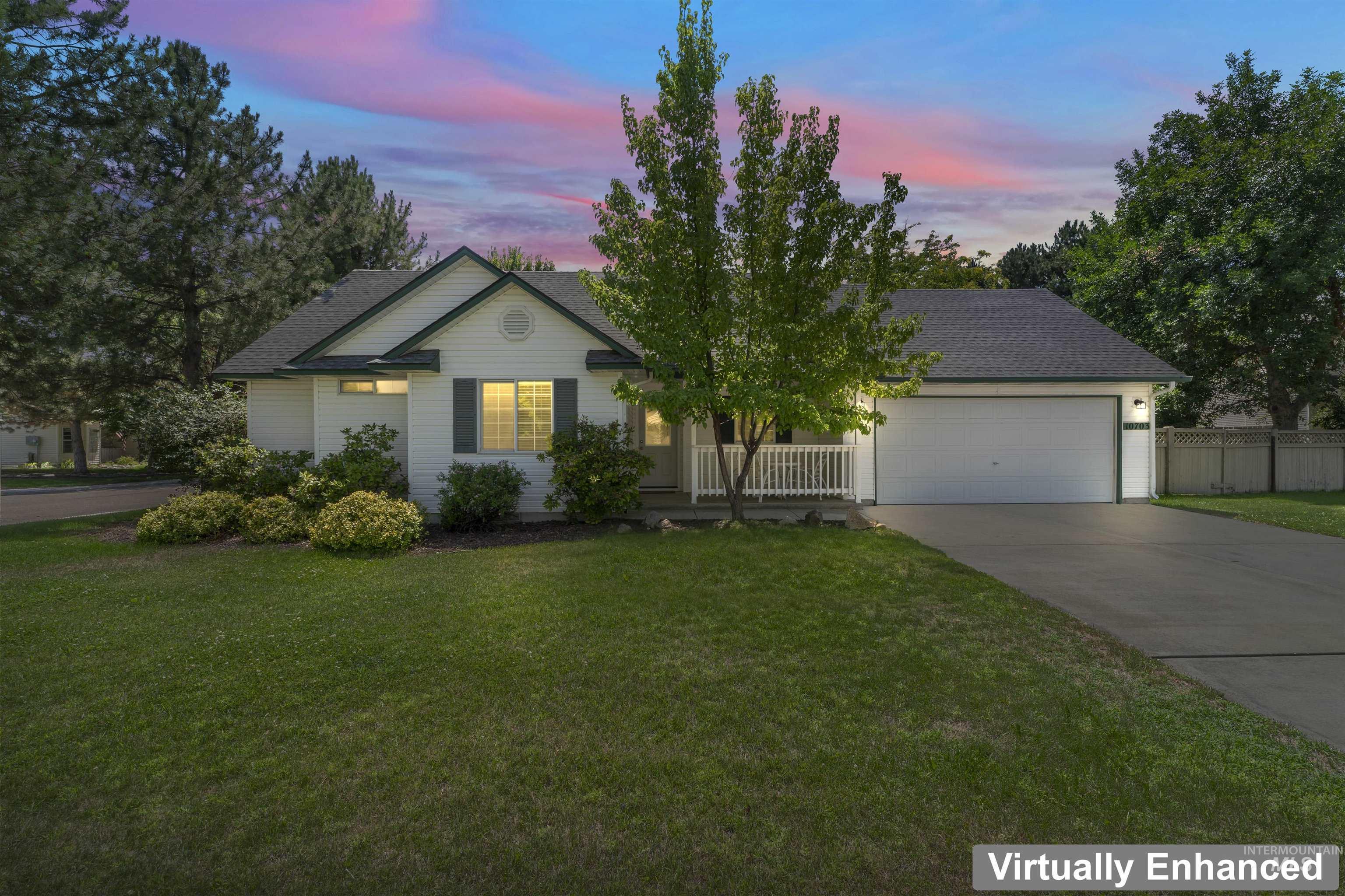 10703 W Stonecrop Ct Property Photo 1