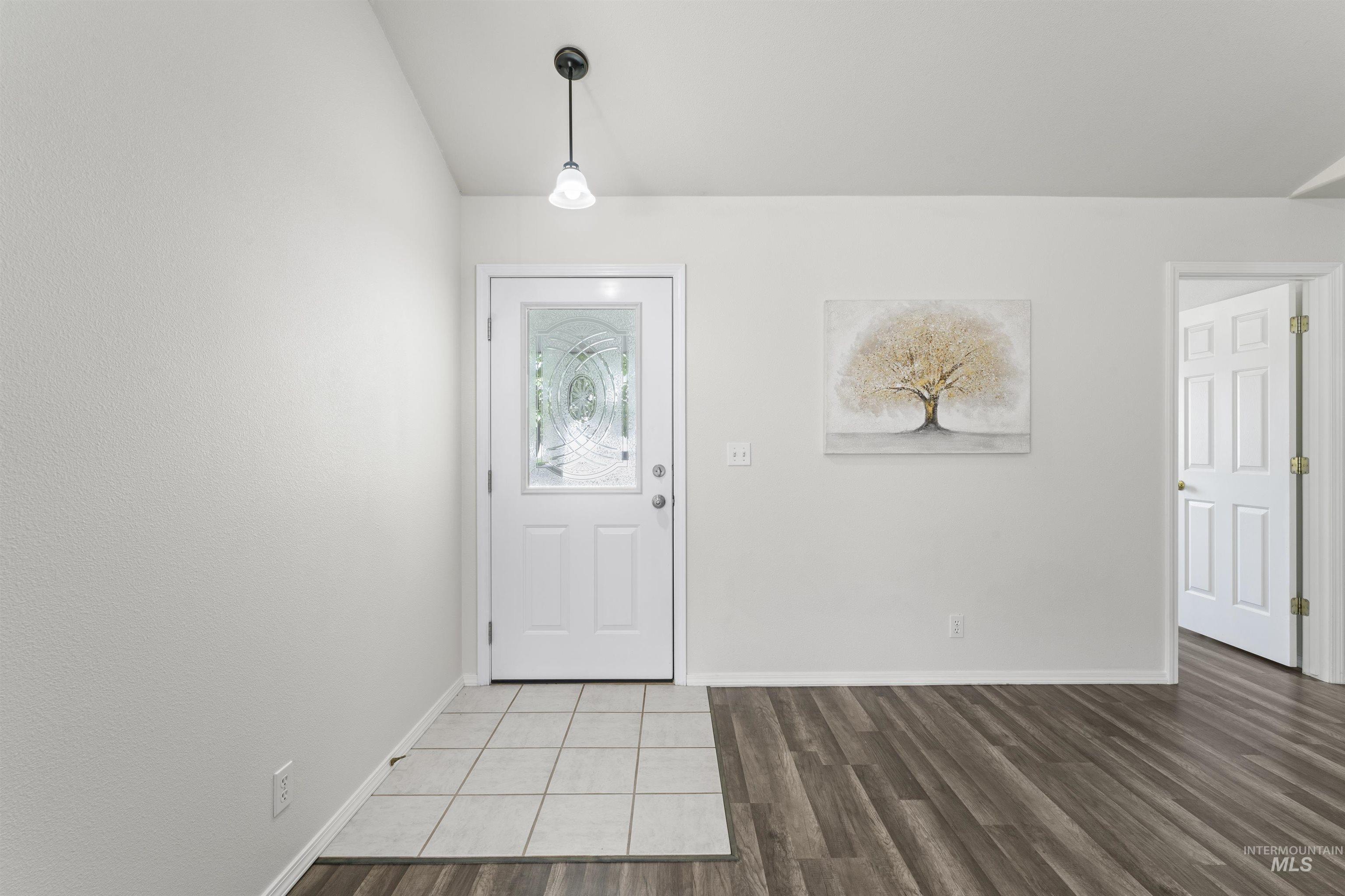 10703 W Stonecrop Ct Property Photo 3