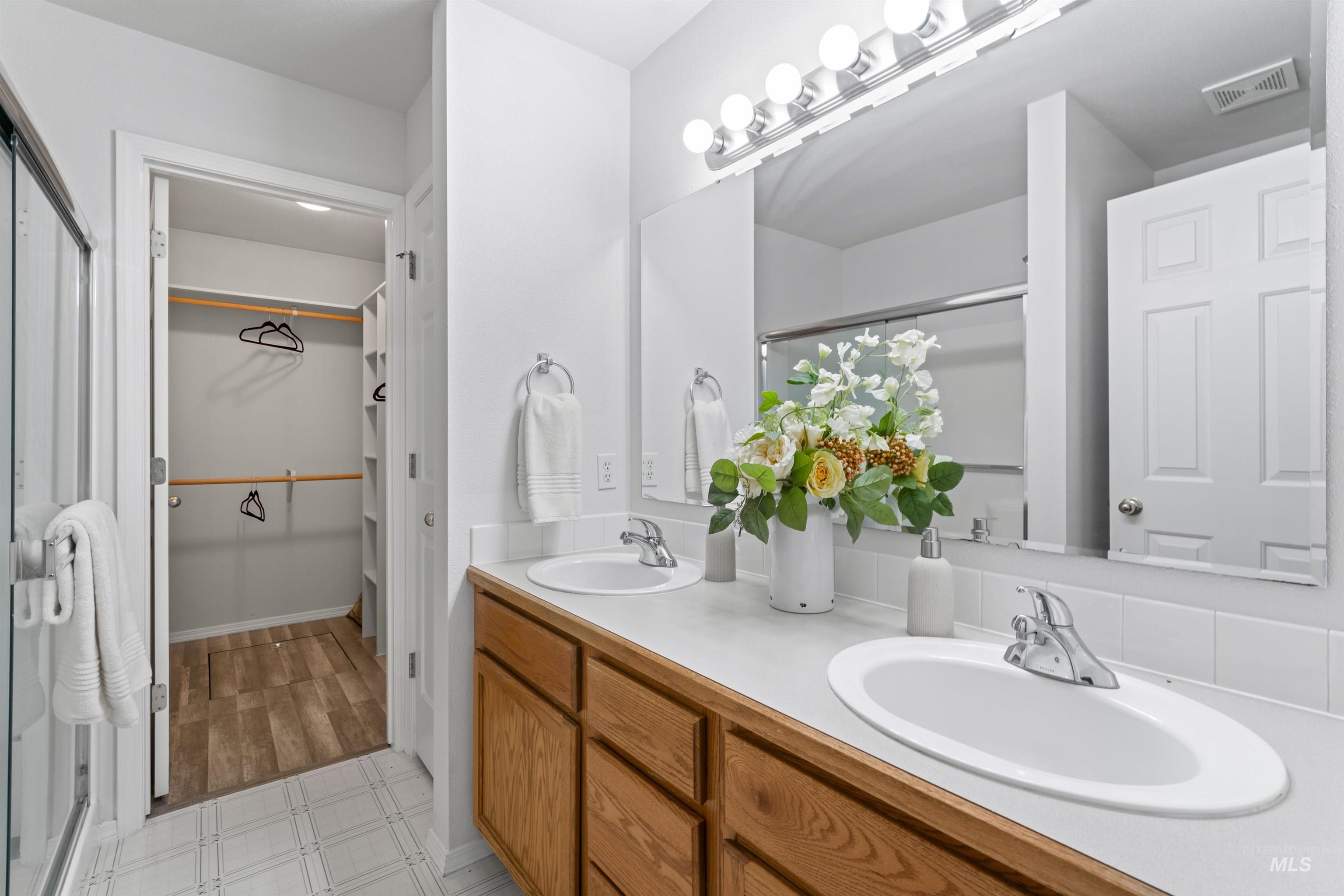 10703 W Stonecrop Ct Property Photo 17