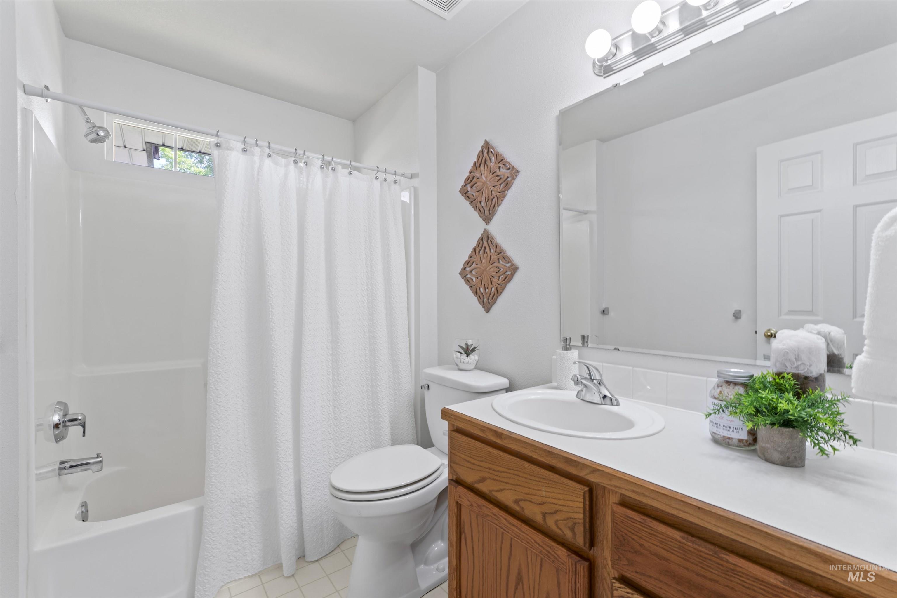 10703 W Stonecrop Ct Property Photo 21