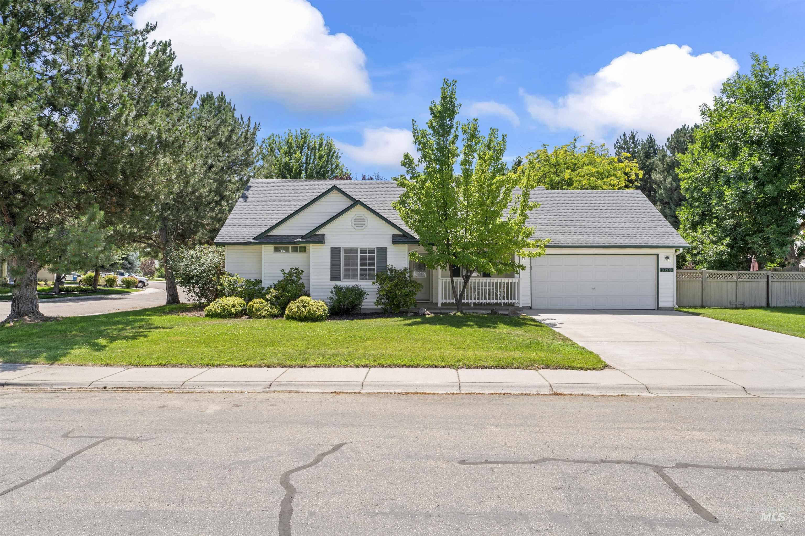 10703 W Stonecrop Ct Property Photo 39