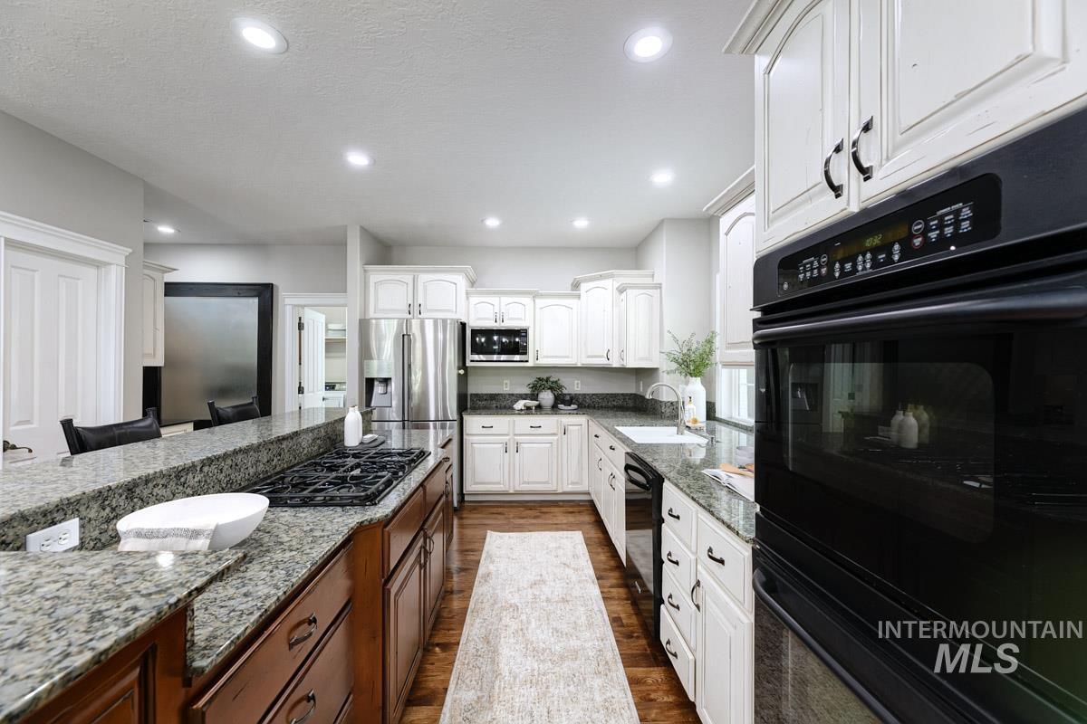11314 W Southerland Court Property Photo 8