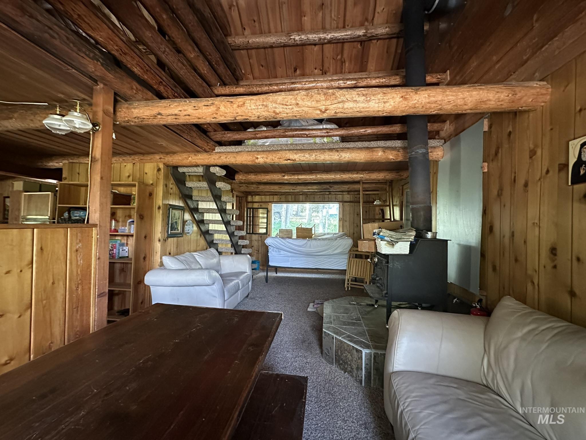 5 Fir Property Photo 8