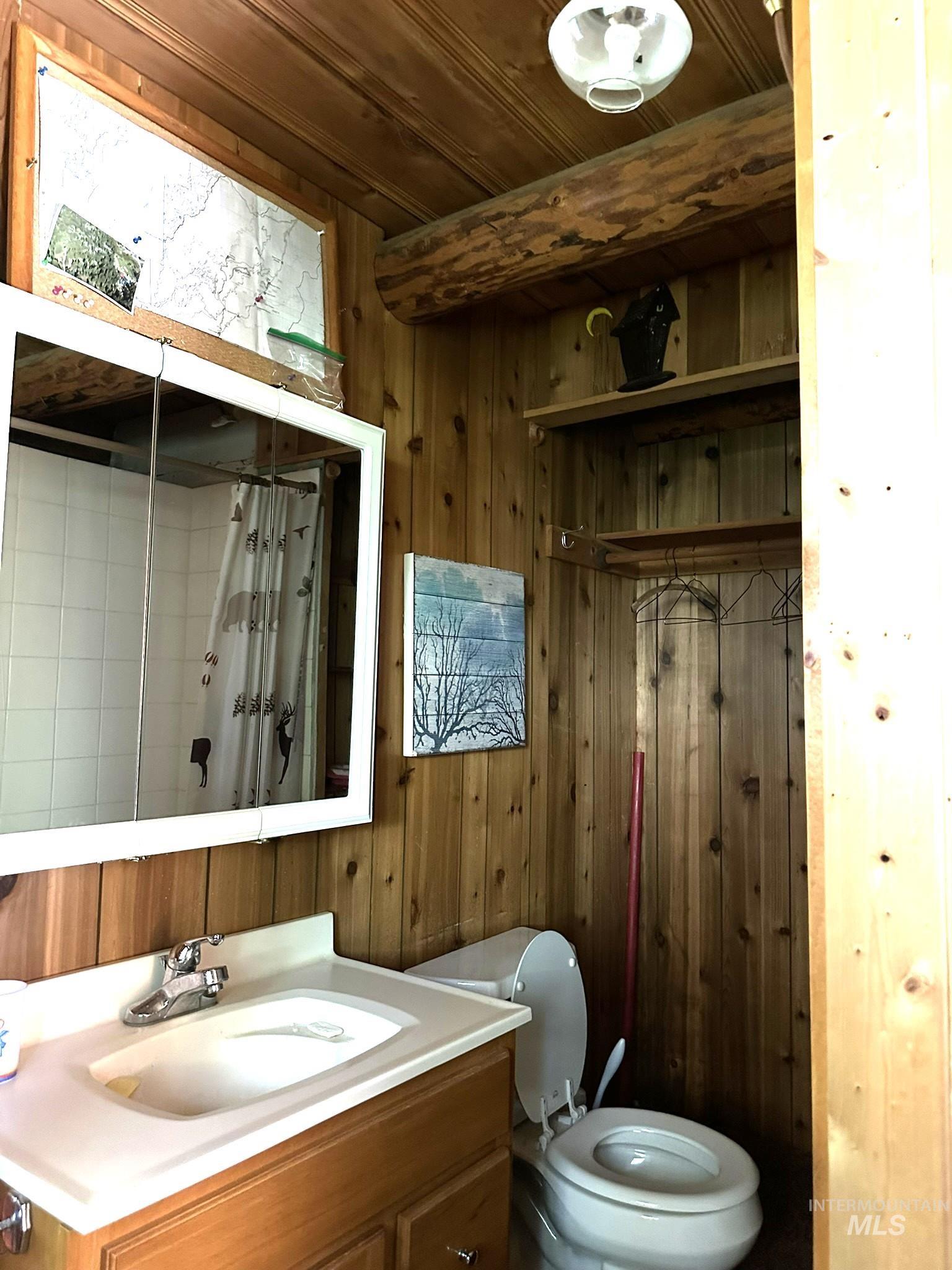 5 Fir Property Photo 10