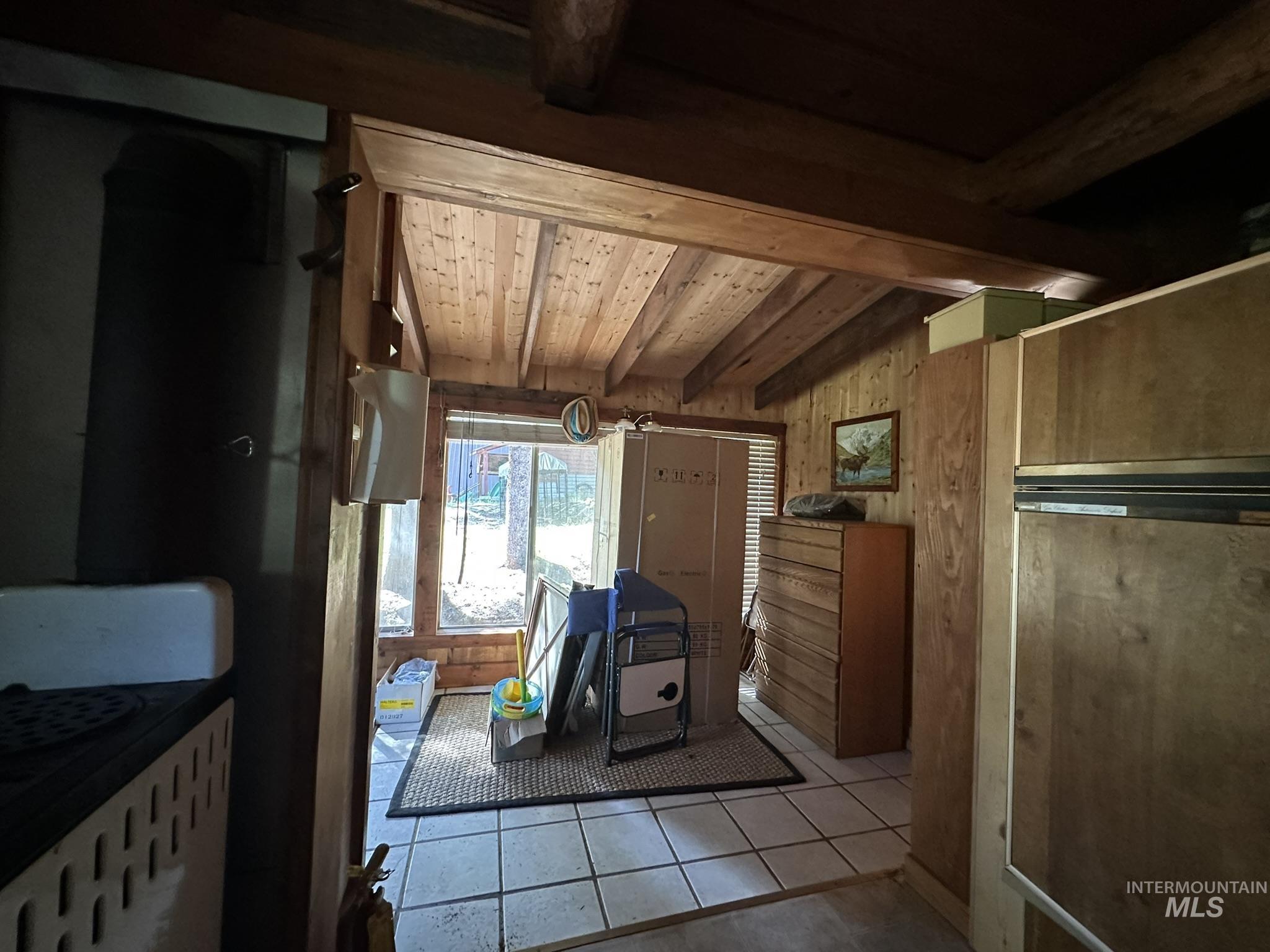 5 Fir Property Photo 12