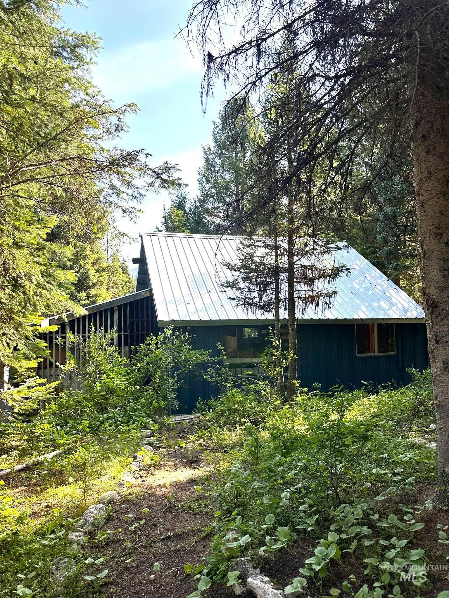 5 Fir Property Photo 19