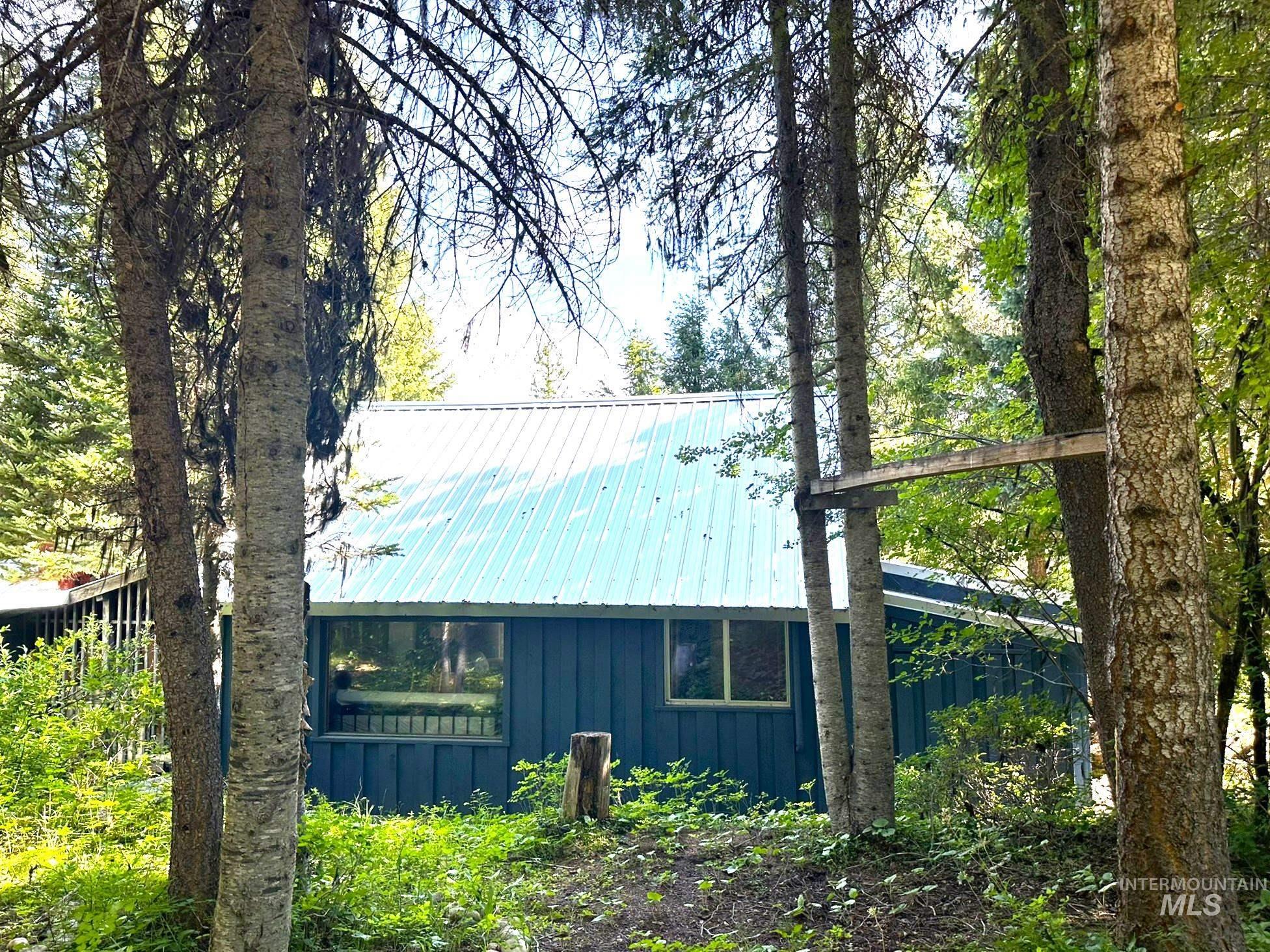 5 Fir Property Photo 21