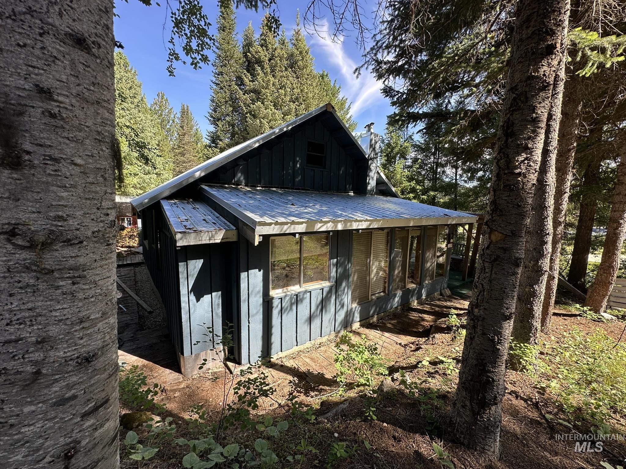5 Fir Property Photo 24