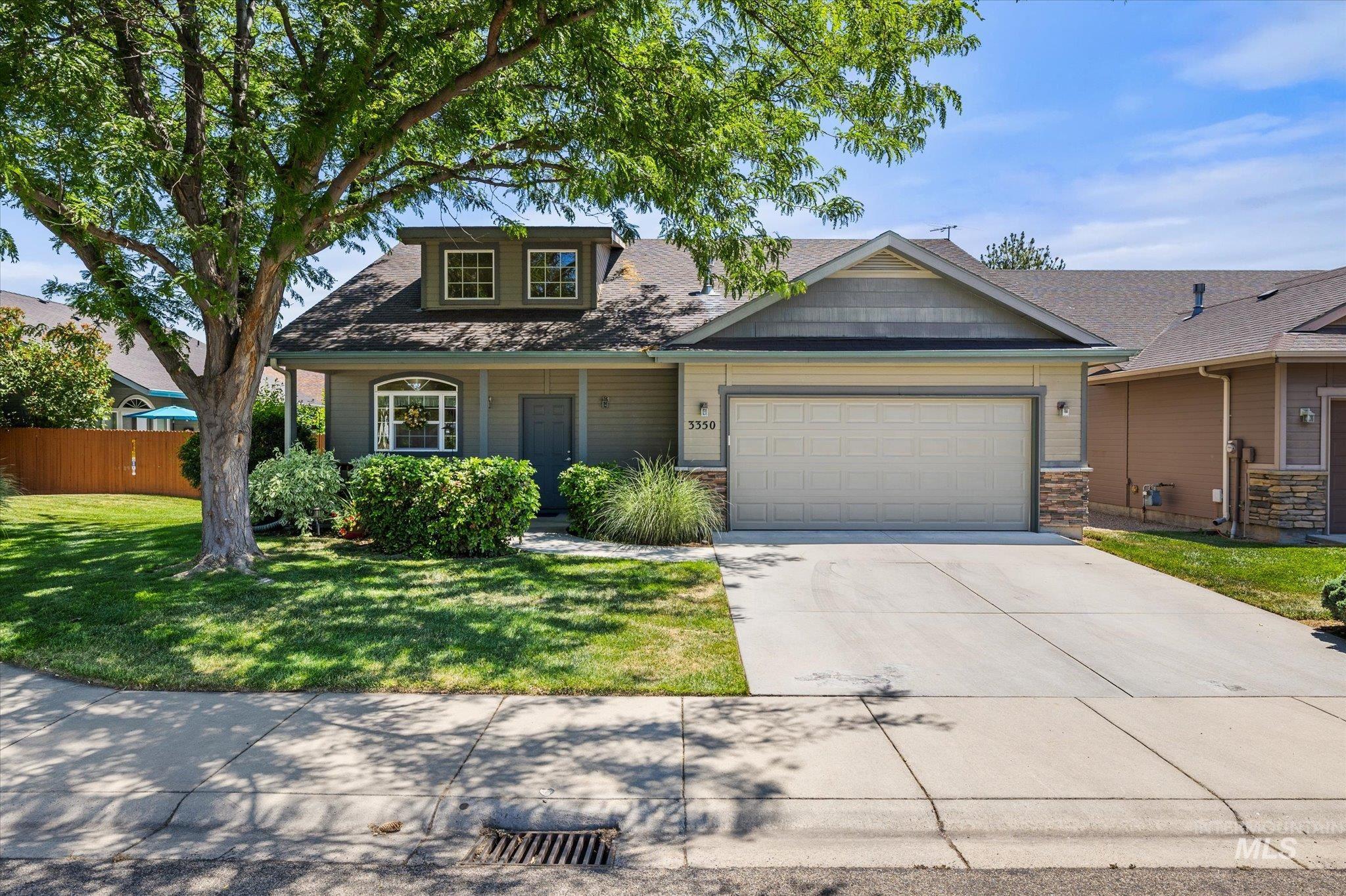 3350 Aster Property Photo 1