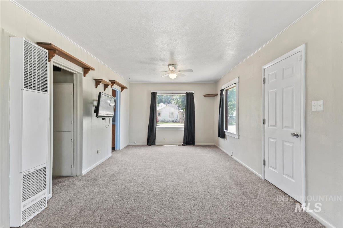 1024 10th Ave S Property Photo 12
