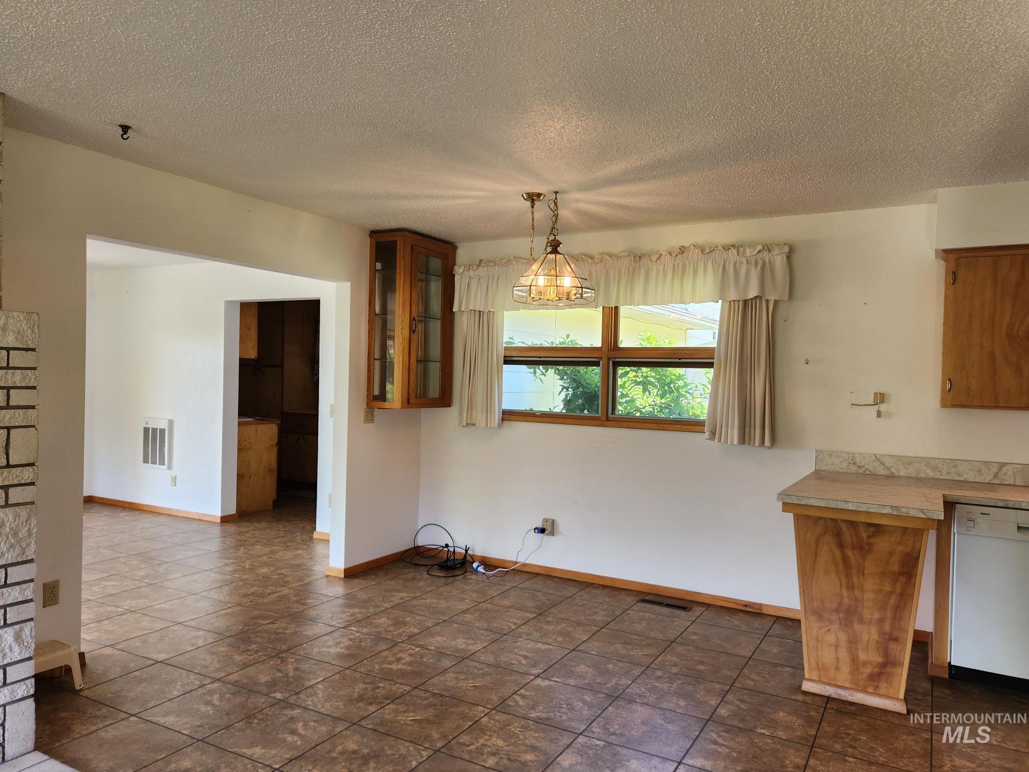 367 Woodland Rd Property Photo 11