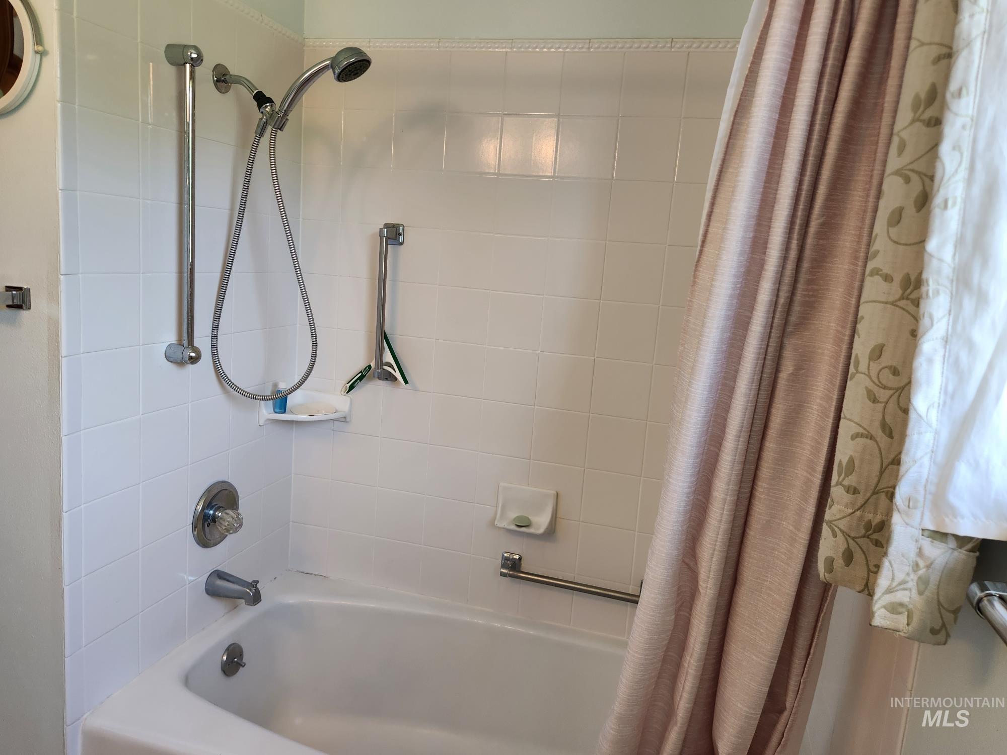 367 Woodland Rd Property Photo 18