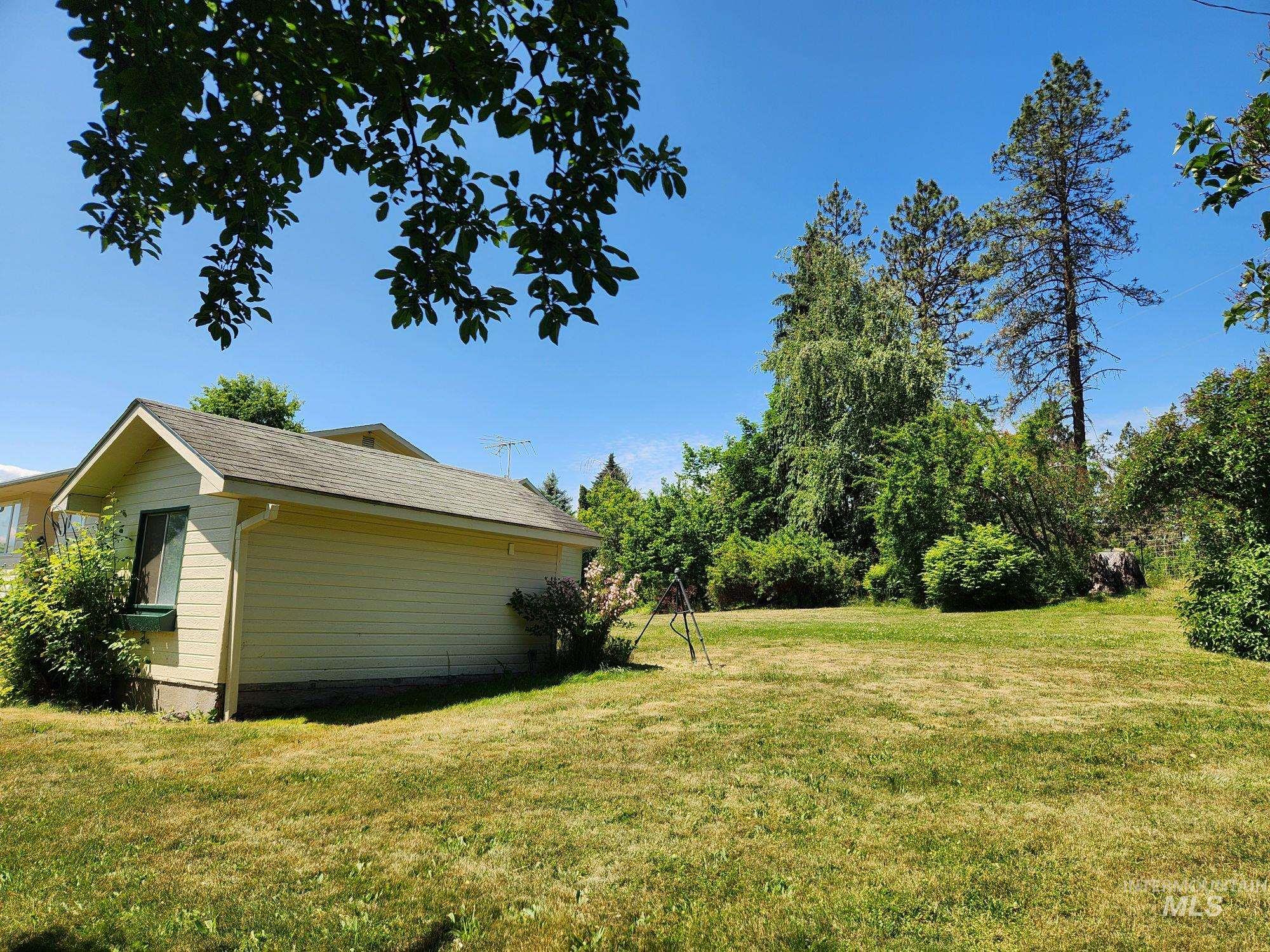 367 Woodland Rd Property Photo 44