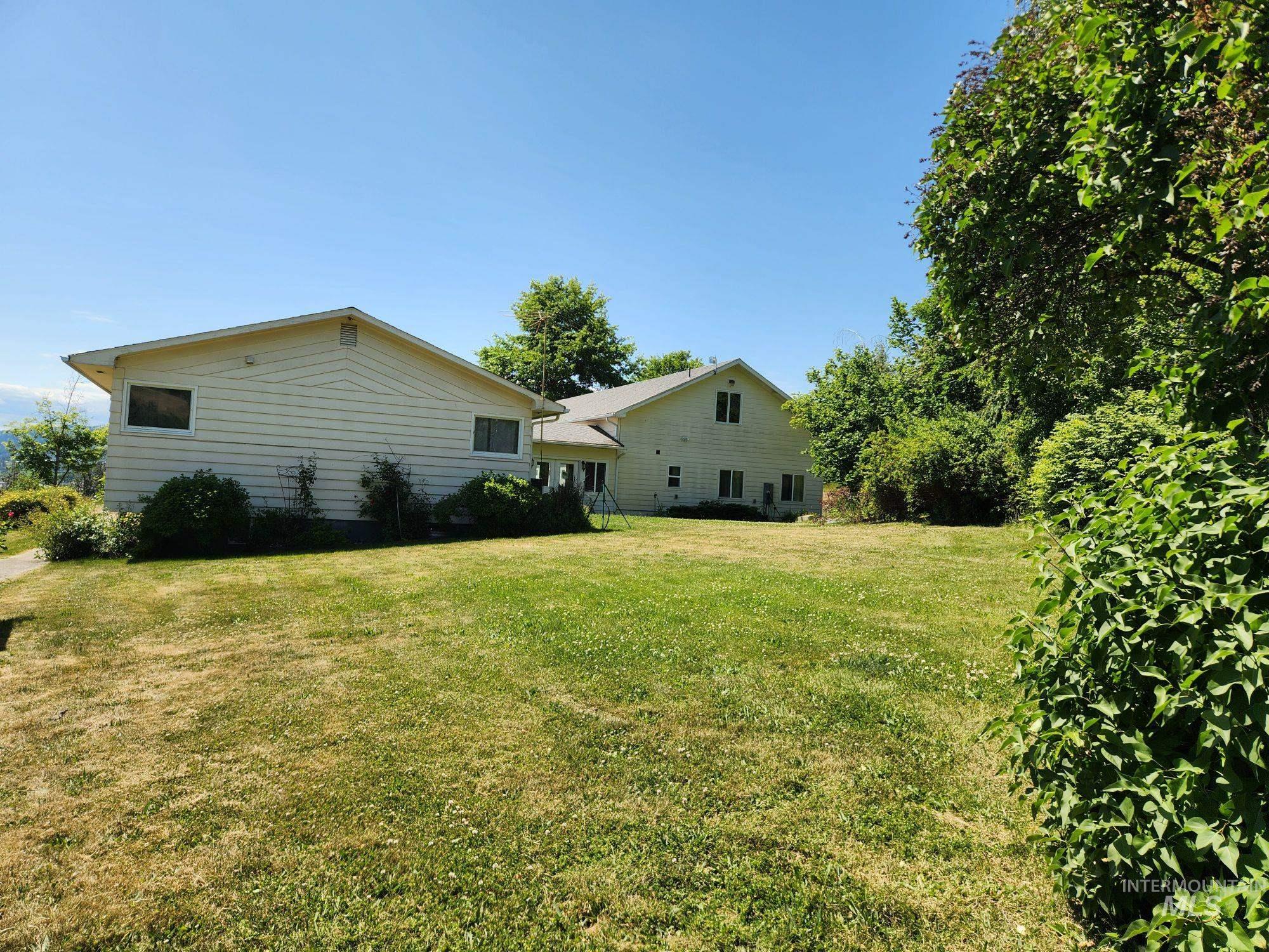 367 Woodland Rd Property Photo 45