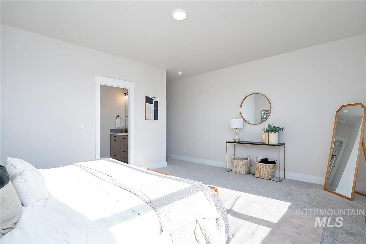 2736 Nonius Property Photo 14