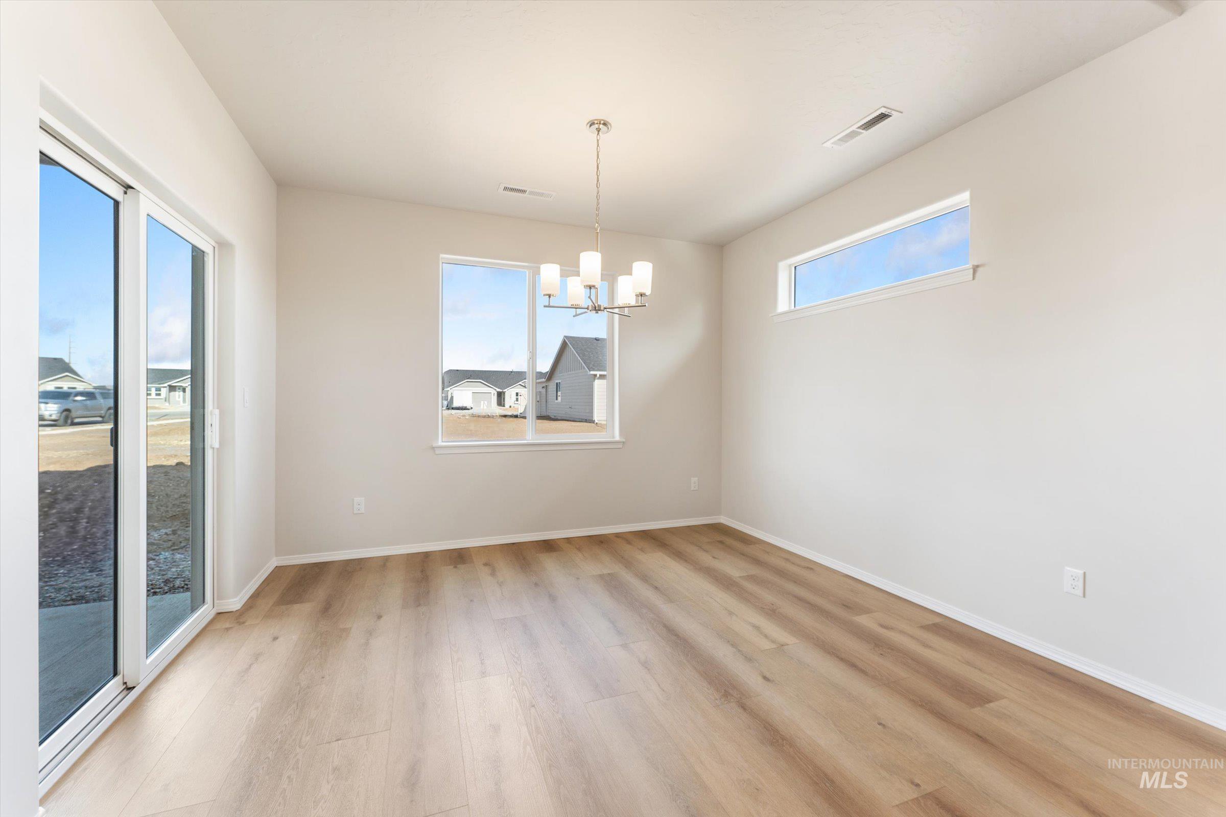 5111 E Pepper St Property Photo 6