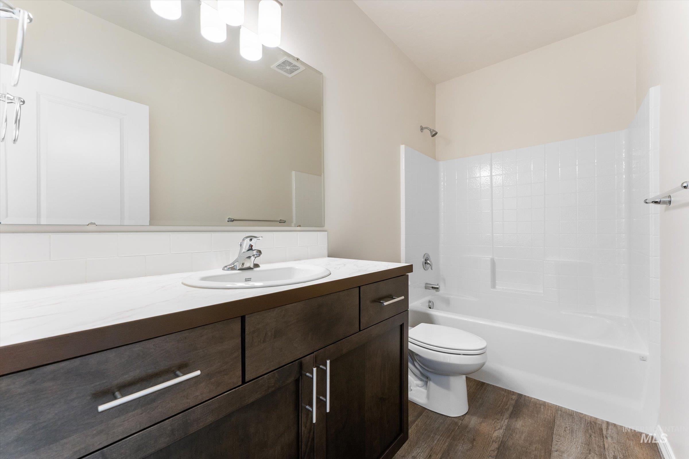 5111 E Pepper St Property Photo 10