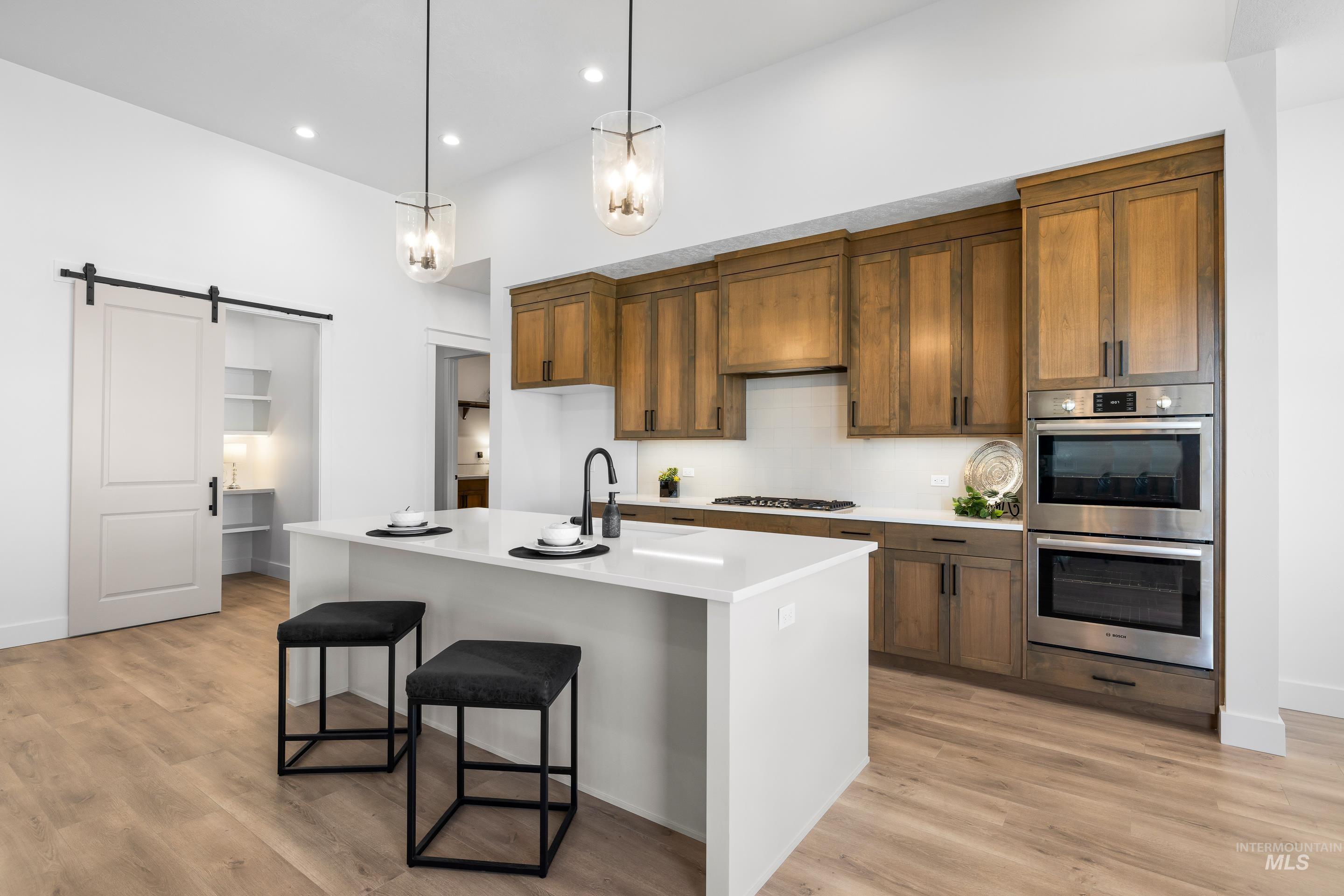 82 E Jarvis St. Property Photo 20