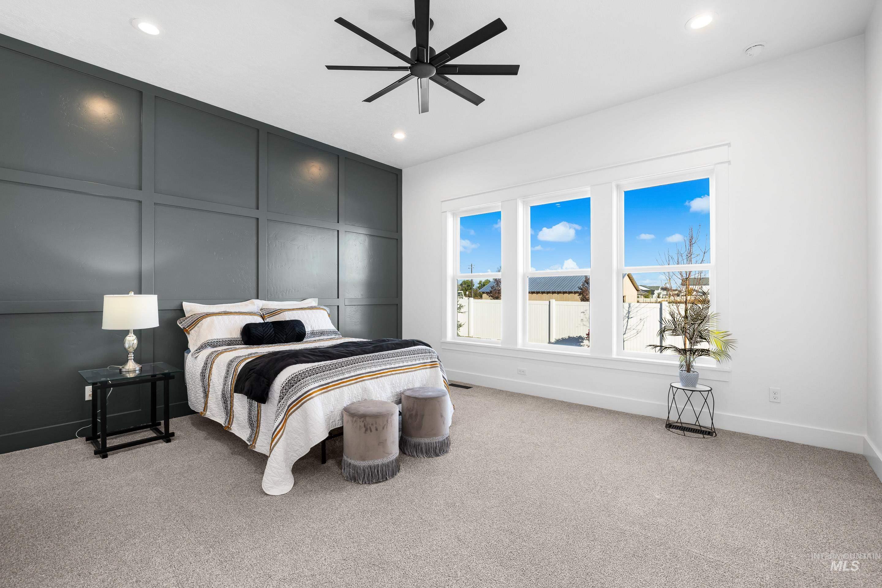 82 E Jarvis St. Property Photo 25