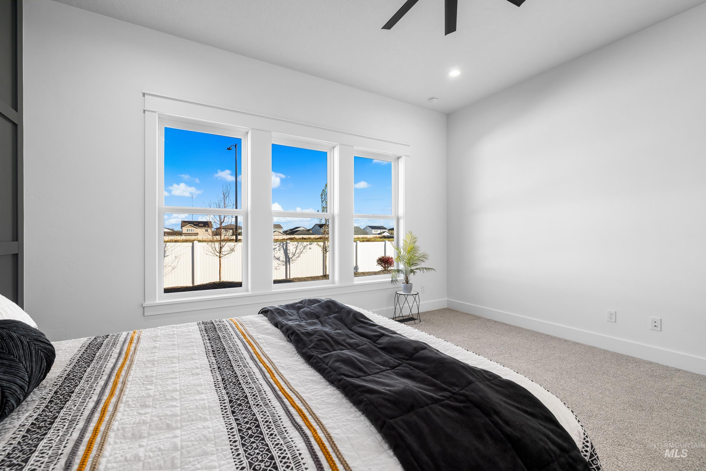 82 E Jarvis St. Property Photo 26